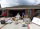 Huge Neighborhood Garage Sale. — photo 4