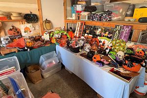 Multiple Family Garage Sale Open Wed, Thurs, Fri, and Saturday Sept 23-26 9-6pm