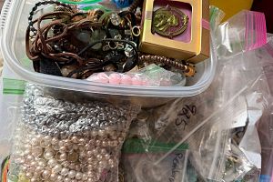 Huge Community Garage Sale Washington Township