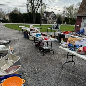 Yard sale photo in Rolling Meadows, IL