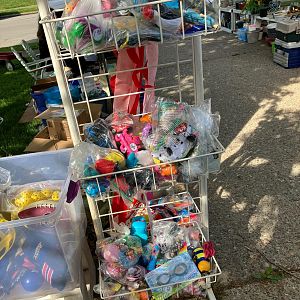 Yard sale photo in New Albany, IN