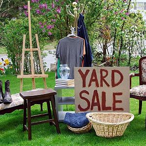 Yard sale photo in Saint Louis, MO