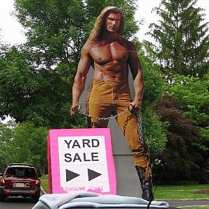 Yard sale photo in Grosse Pointe Woods, MI