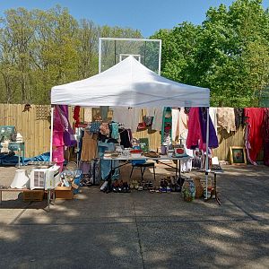 Yard sale photo in Uniontown, OH