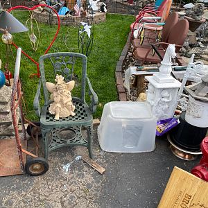 Yard sale photo in Westchester, IL