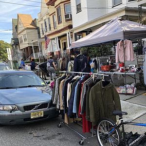 Yard sale photo in Jersey City, NJ