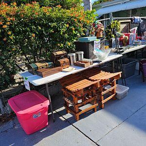 Yard sale photo in Fort Lauderdale, FL