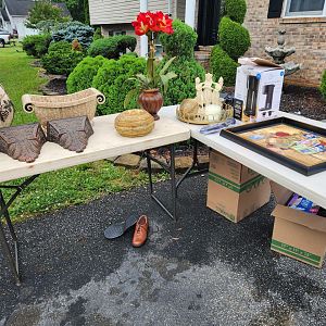 Yard sale photo in Dover, DE