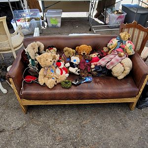 Yard sale photo in Simi Valley, CA