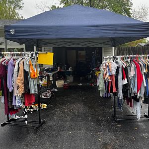 Yard sale photo in Woodridge, IL