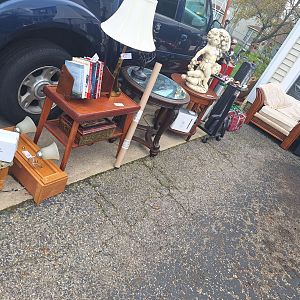 Yard sale photo in Reynoldsburg, OH