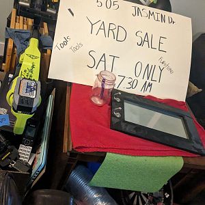 Yard sale photo in Nashville, TN