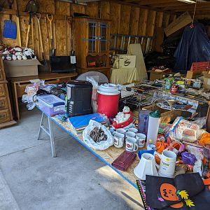 Yard sale photo in Bellevue, NE