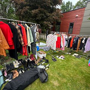 Yard sale photo in Portland, OR