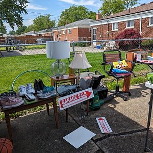 Yard sale photo in Saint Clair Shores, MI