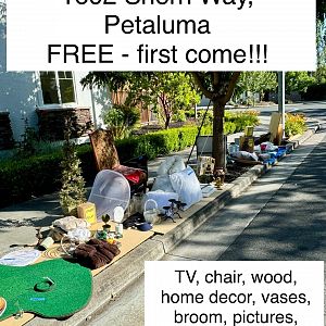 Yard sale photo in Petaluma, CA