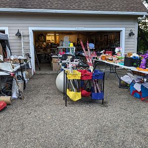 Yard sale photo in Eden Prairie, MN