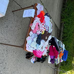 Yard sale photo in Dundee, IL