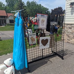 Yard sale photo in Inver Grove Heights, MN