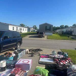 Yard sale photo in Fort Wayne, IN