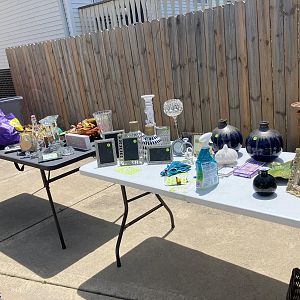 Yard sale photo in Addison, IL