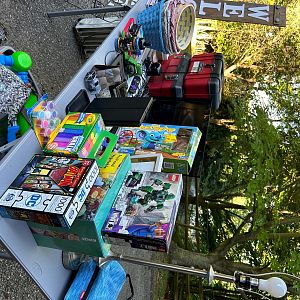 Yard sale photo in Fort Thomas, KY