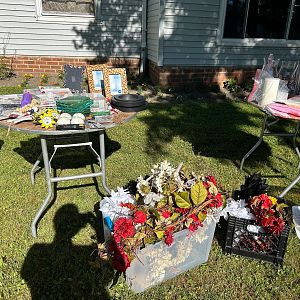 Yard sale photo in Mayfield Heights, OH