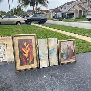 Yard sale photo in Pembroke Pines, FL
