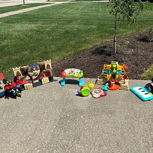 Yard sale photo in Mentor, OH