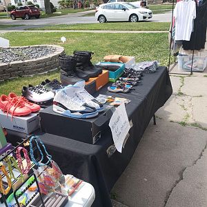 Yard sale photo in Oak Lawn, IL