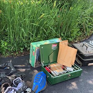 Yard sale photo in Lake Forest, IL