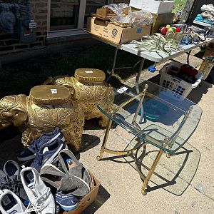 Yard sale photo in Evergreen Park, IL