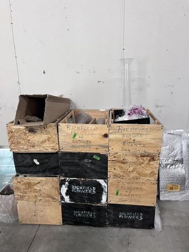 Event Decor Overflow Indoor Sale (Eagan) photo