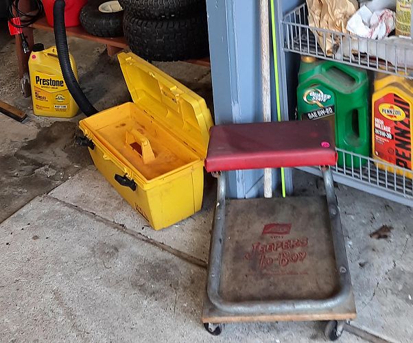 Garage Sale/148 Roncroff Dr North Tonawanda Sat 5/23 & Sun 5/24. (Block Sale) photo