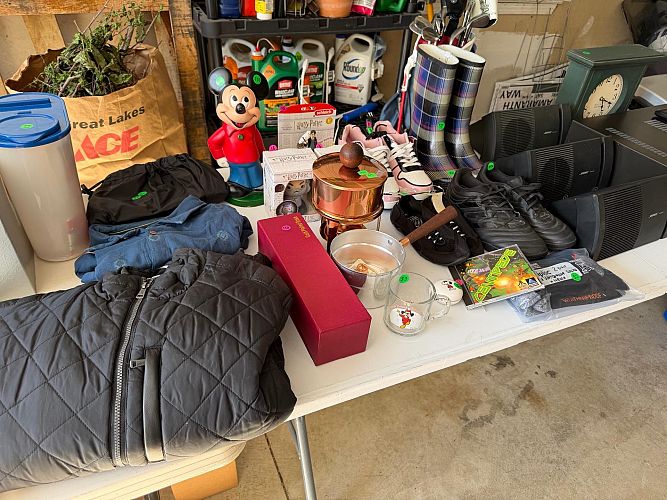 Multi-Family Subdivision Garage Sale - Hodges Green II, Fishers Glen Sub photo