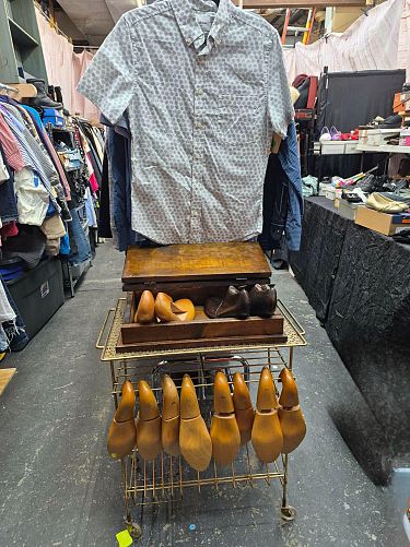 π₯ HUGE CLOTHING WAREHOUSE LIQUIDATION SALE π₯ FINAL SALE β’ EVERYTHING MUST GO! photo
