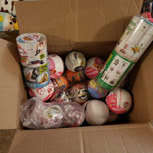 GARAGE SALE FRIDAY ONLY... GREAT PRICES! photo
