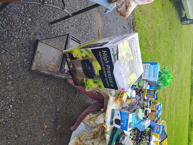 Yard sale photo