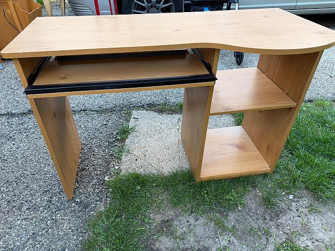 Garage sale photo