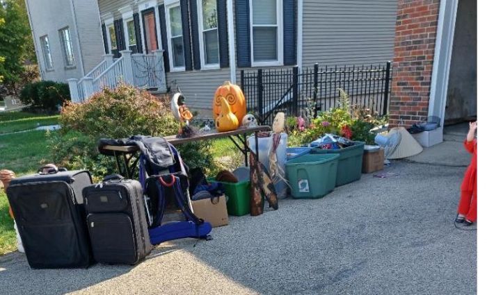 Community wide Garage Sale/ Multi family - May 29-31