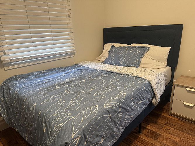 MOVING OVERSEAS — DOWNSIZING SALE | San Marino