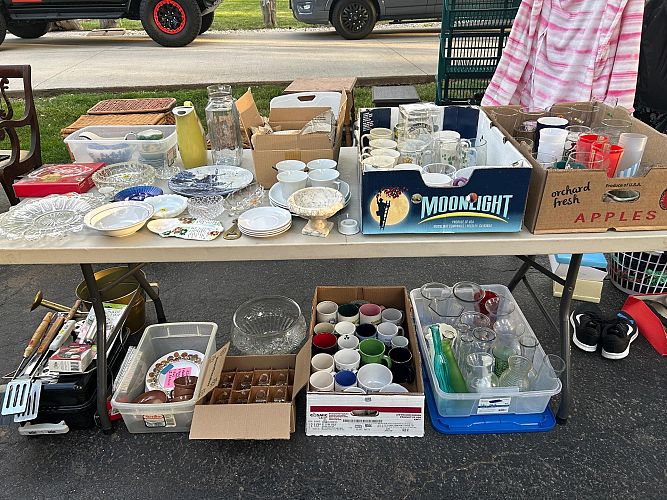Multifamily Yard Sale photo