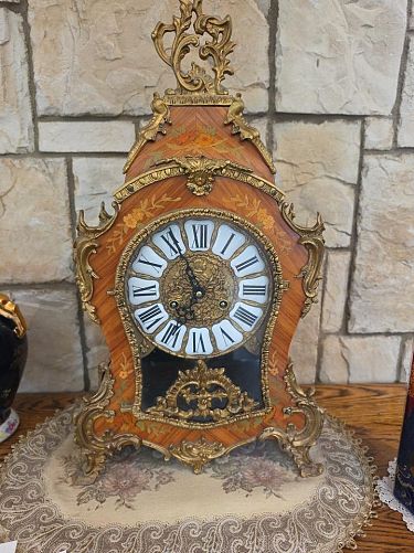 Huge Woodland Hills estate sale