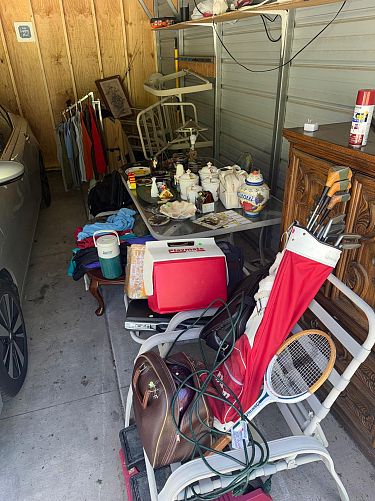 HUGE GARAGE SALE π₯ LARGE CLOTHING BLOWOUT!! photo