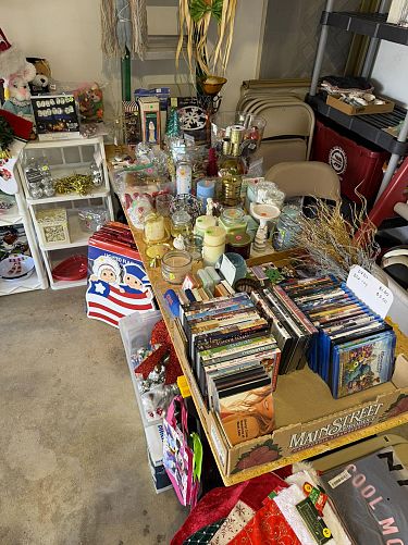 Huge Multifamily Garage Sale photo