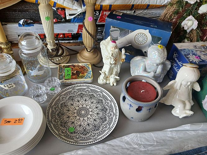 Garage / Moving Sale photo