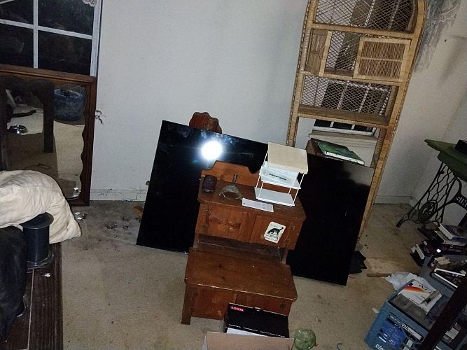 HUGE multifamily yard sale!!!! photo