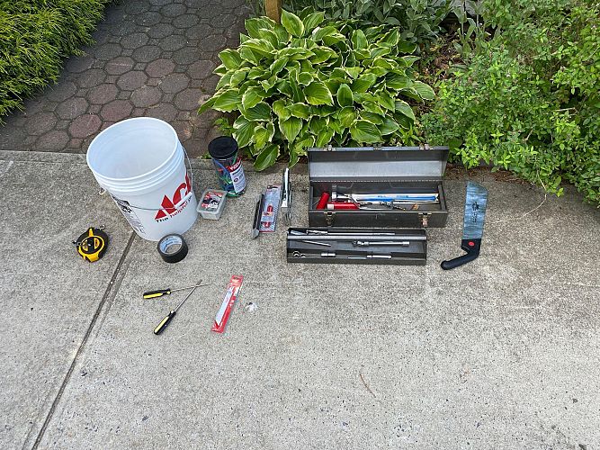 MEGA Size Garage Sale photo