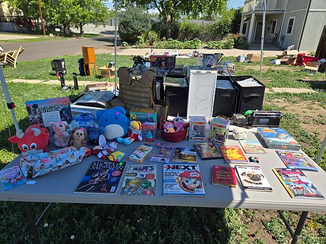 🚨 EPIC YARD SALE – DEALS YOU ACTUALLY WANT 🚨 (Denver) photo