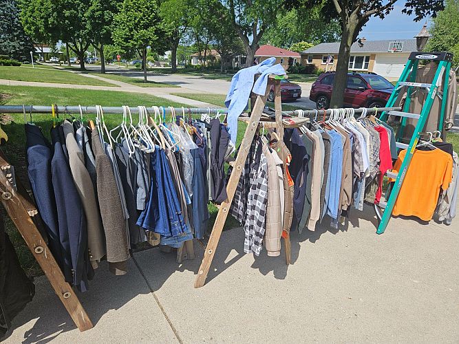 Garage sale/fundraiser for Korean War vet photo